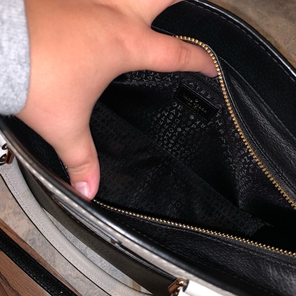 Kate Spade Purse & Wallet - Picture 4 of 8